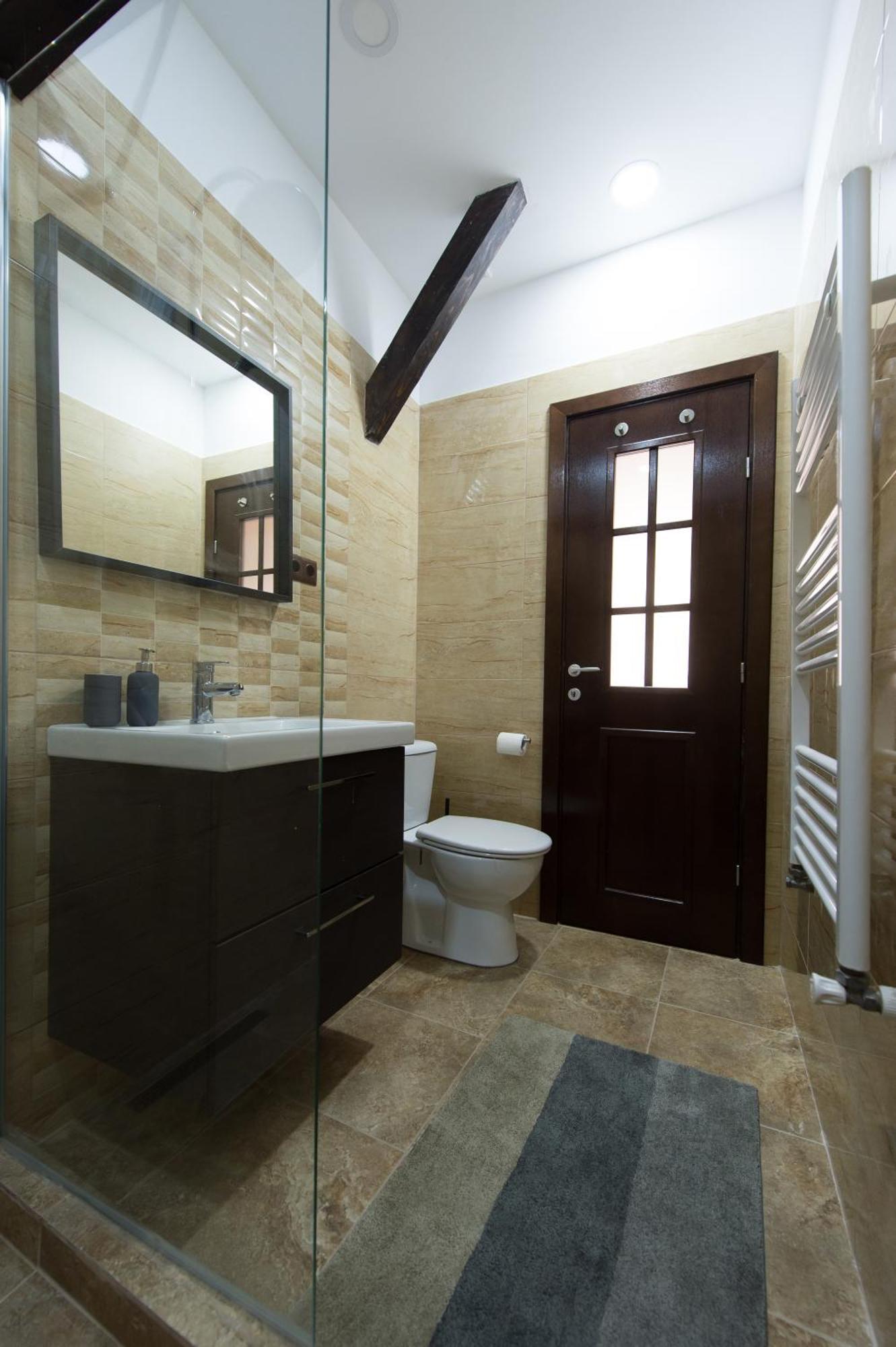Lovely Brasov Flat With Patio And Mountain Views Exterior photo